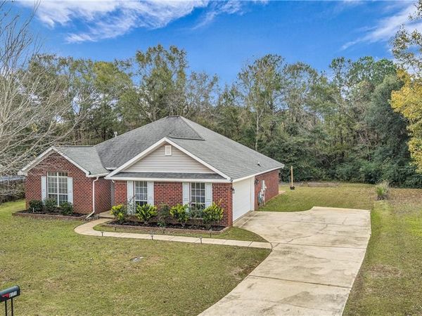 8171 Woodland Hills Drive , Semmes, AL 36575