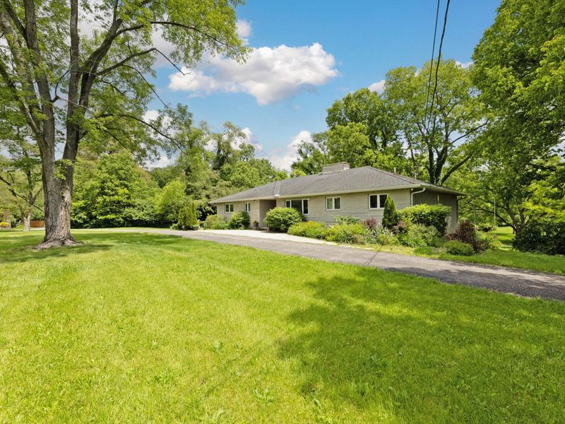 4356 Dublin Road , Columbus, OH 43221 Photo 2