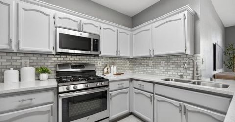 7915 Neyland Way, Sacramento, CA 95829 Photo