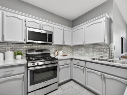 7915 Neyland Way, Sacramento, CA 95829 Photo