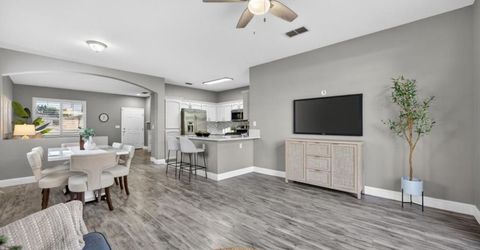7915 Neyland Way, Sacramento, CA 95829 Photo