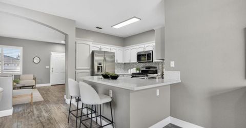 7915 Neyland Way, Sacramento, CA 95829 Photo