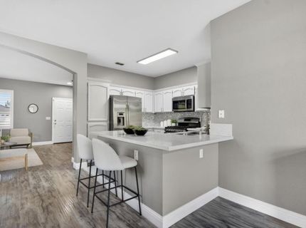 7915 Neyland Way, Sacramento, CA 95829 Photo