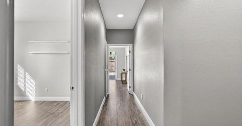 7915 Neyland Way, Sacramento, CA 95829 Photo