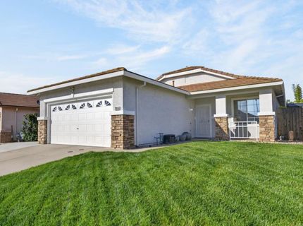 7915 Neyland Way, Sacramento, CA 95829 Photo