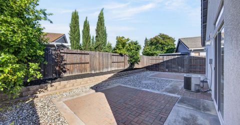 7915 Neyland Way, Sacramento, CA 95829 Photo