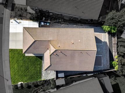 7915 Neyland Way, Sacramento, CA 95829 Photo
