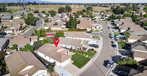 7915 Neyland Way, Sacramento, CA 95829 Photo