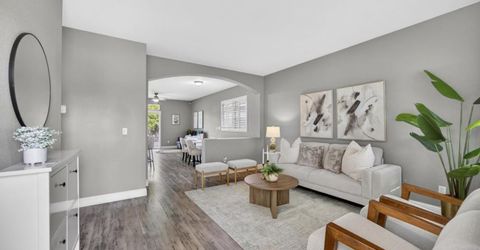 7915 Neyland Way, Sacramento, CA 95829 Photo