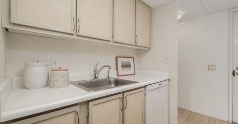 2492 Larkspur Ln #200, Unit 200, Sacramento, CA 95825 Photo