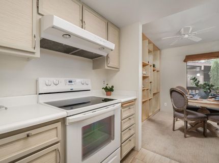 2492 Larkspur Ln #200, Unit 200, Sacramento, CA 95825 Photo