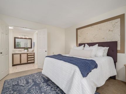 2492 Larkspur Ln #200, Unit 200, Sacramento, CA 95825 Photo
