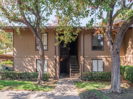 2492 Larkspur Ln #200, Unit 200, Sacramento, CA 95825 Photo