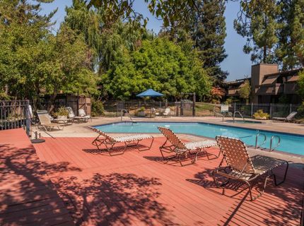 2492 Larkspur Ln #200, Unit 200, Sacramento, CA 95825 Photo