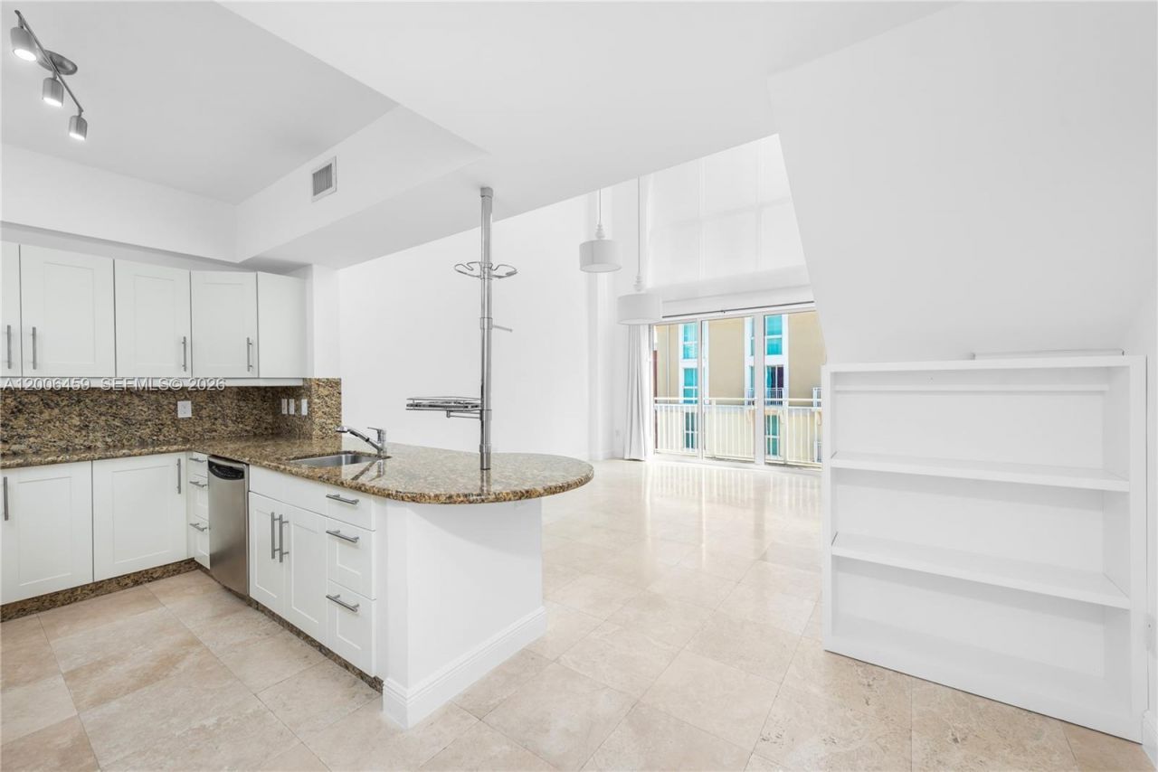 7270 SW 88th St , Unit B519, Miami, FL 33156 Photo