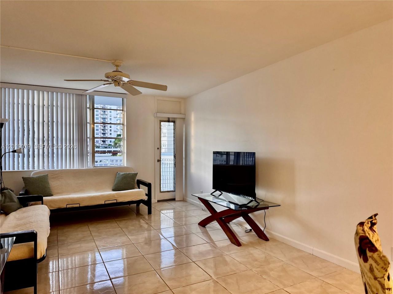 1913 S Ocean Dr, Unit 212, Hallandale Beach, FL 33009 Photo