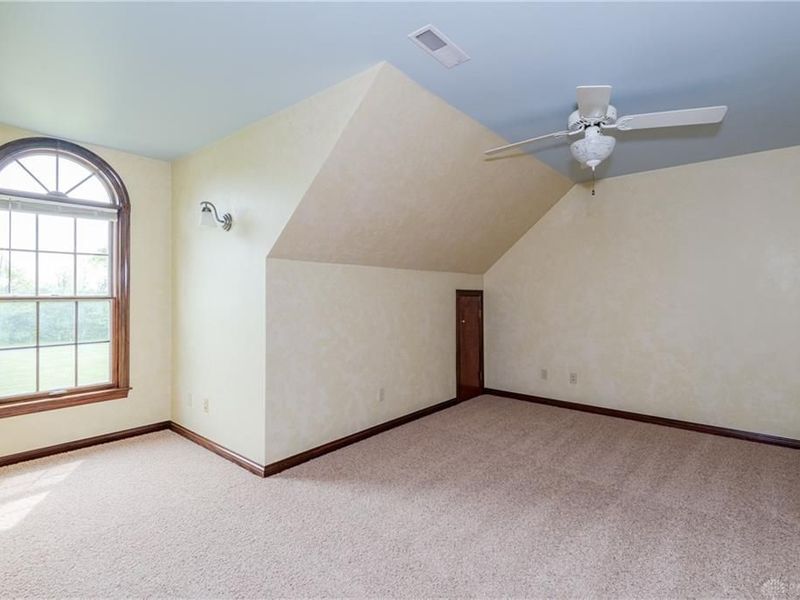 9981 Ridge Acres Lane, Union, OH 45322 Photo 28