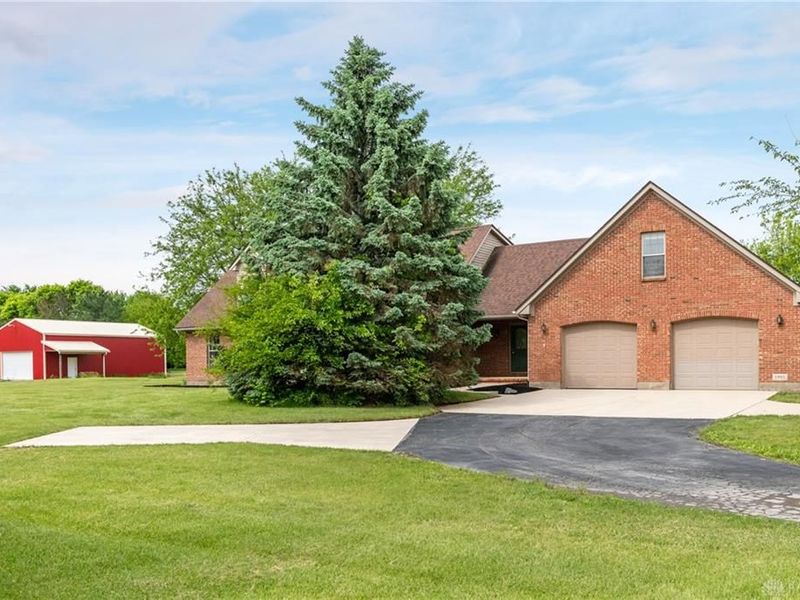 9981 Ridge Acres Lane, Union, OH 45322 Photo 4