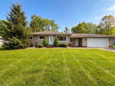 10845 Gregory Lane, North Royalton, OH 44133