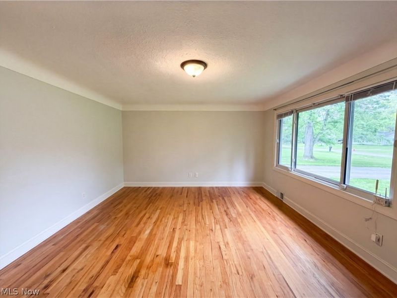 10845 Gregory Lane, North Royalton, OH 44133 Photo 3