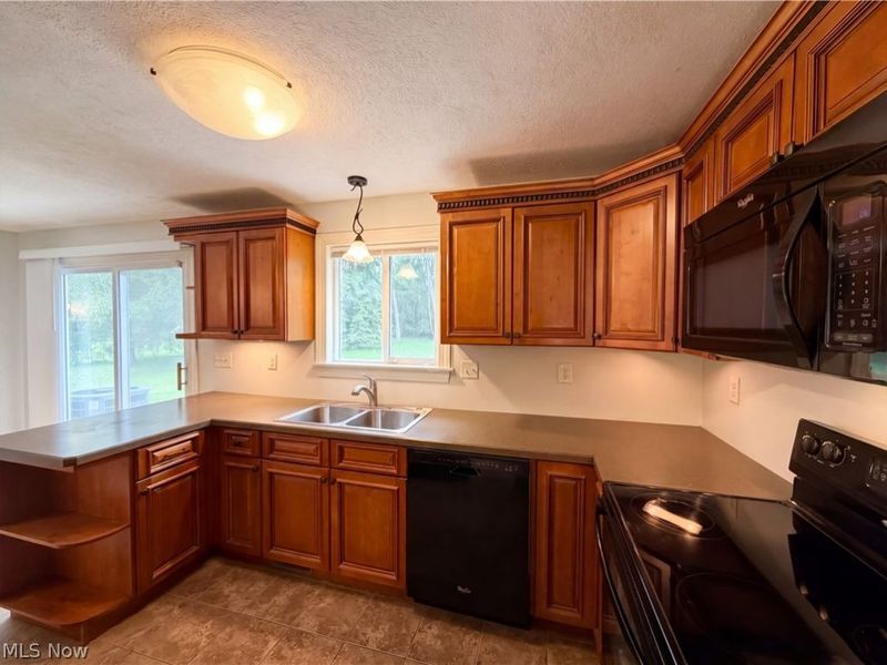 10845 Gregory Lane, North Royalton, OH 44133 Photo 7