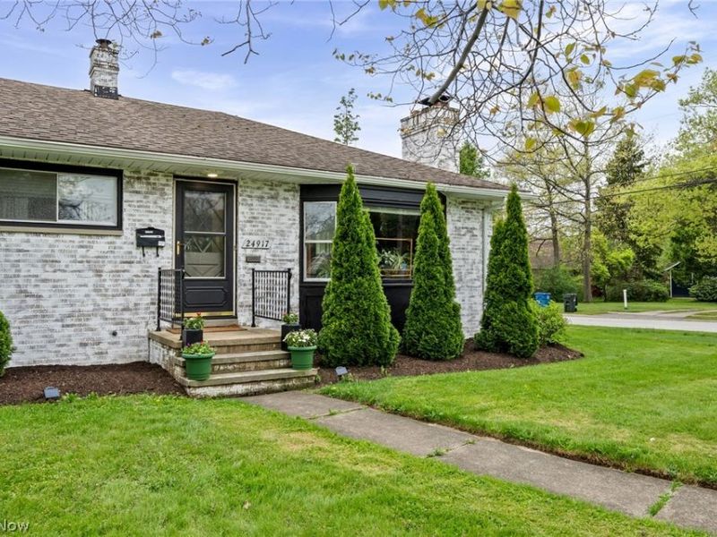 24917 Electric Drive, Bay Village, OH 44140 Photo 19