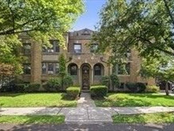 100 Madison Ave, Unit 6, Newton, MA 02460