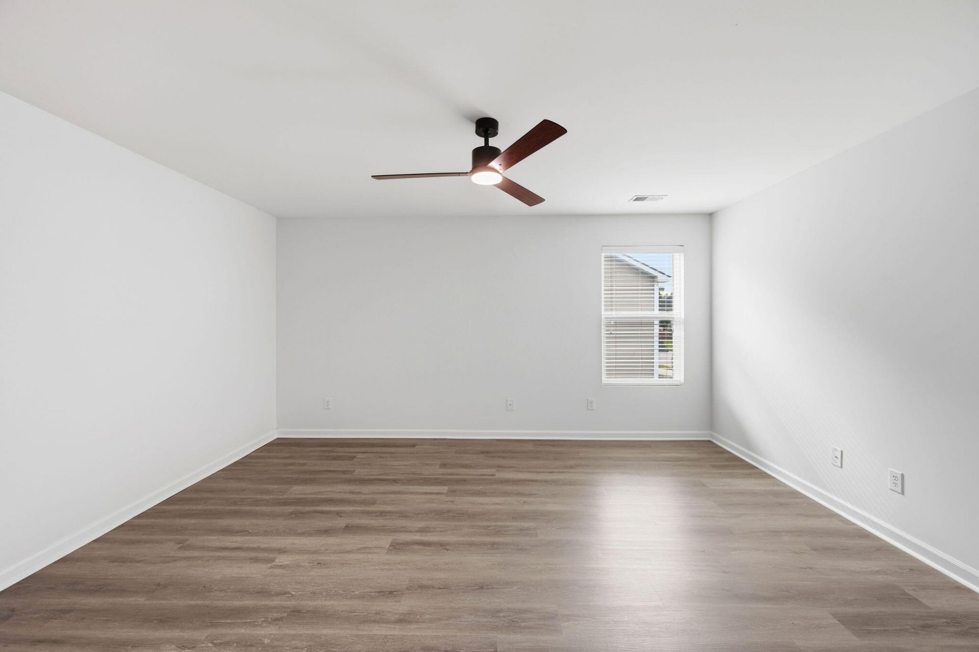 193 Meadow Wood Road Photo 14