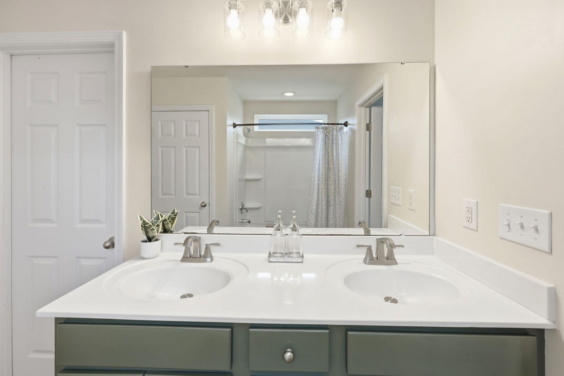 193 Meadow Wood Road Photo 20