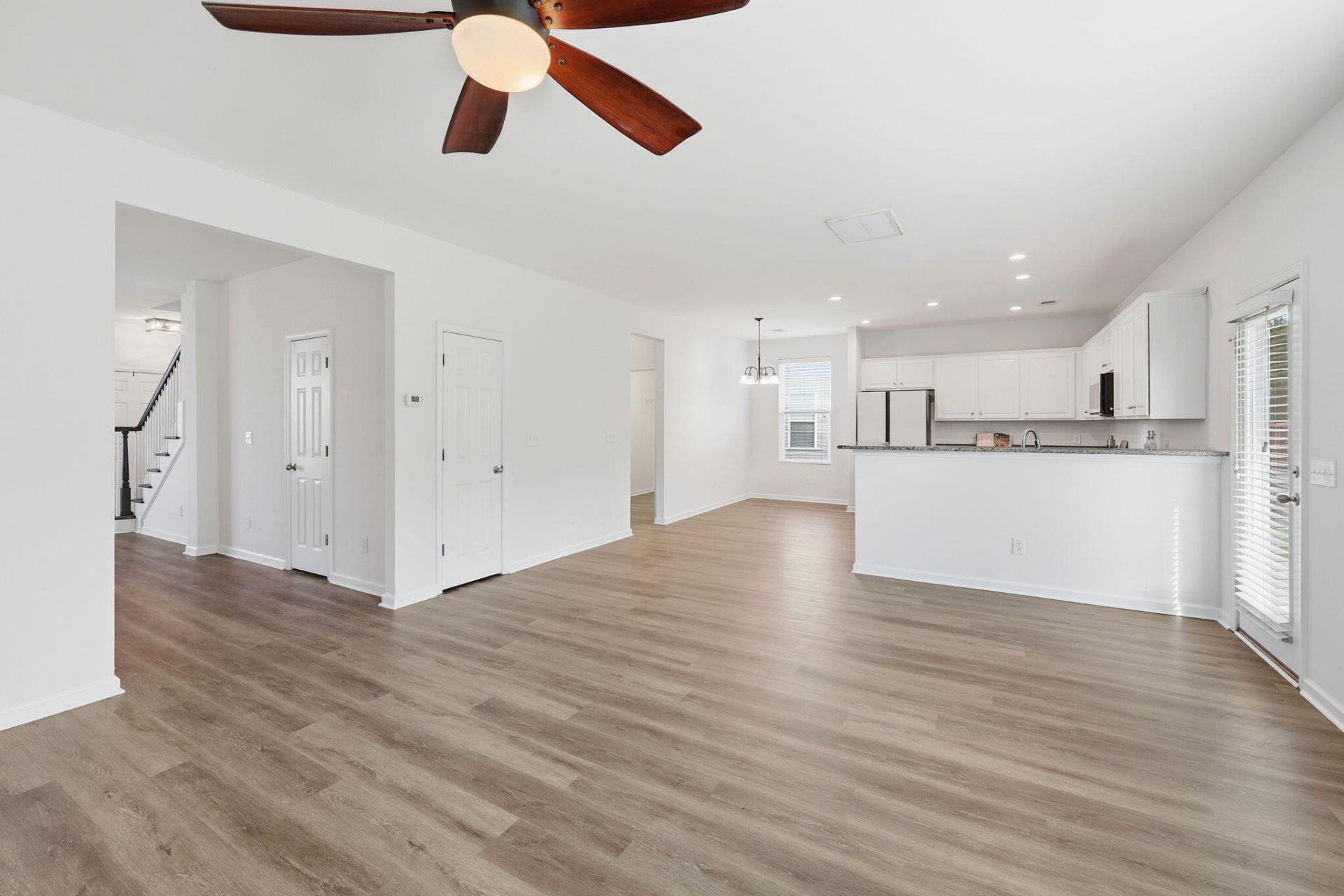 193 Meadow Wood Road Photo 7