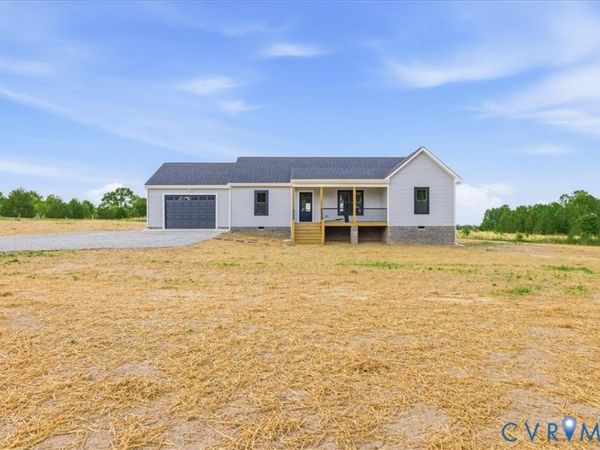 15764 Lebanon , Spring Grove, VA 23881