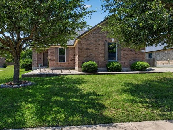 1005 Lonesome Lilly WAY , Pflugerville, TX 78660