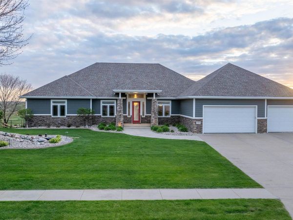 2629 Glen Ellen Road, Sioux City, IA 51106