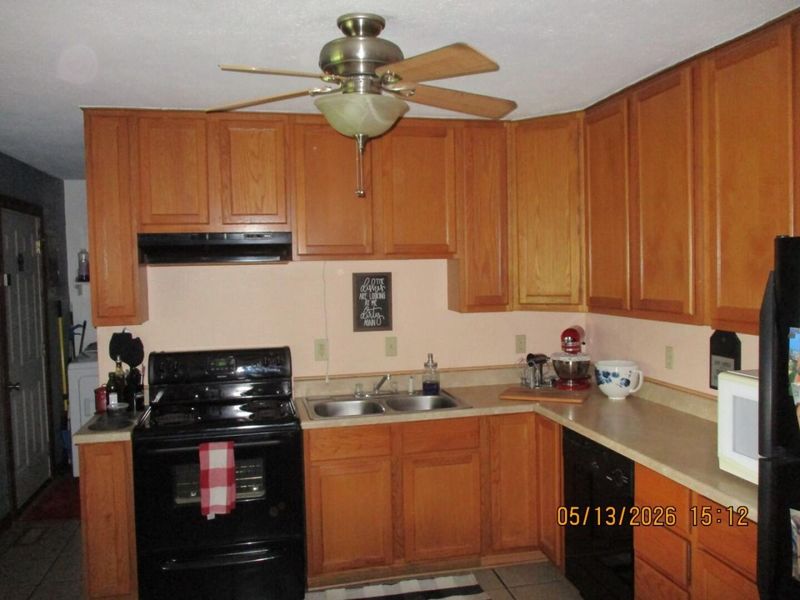 810 Bayberry Drive, New Carlisle, OH 45344 Photo 10