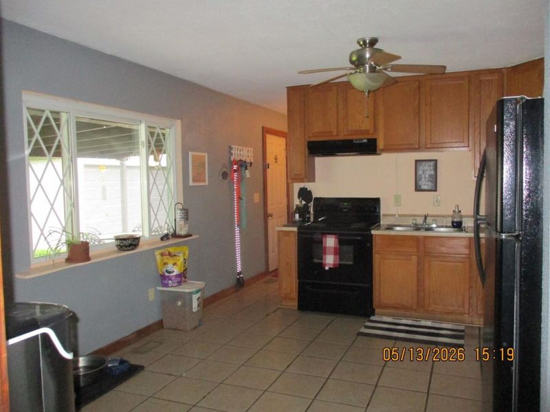 810 Bayberry Drive, New Carlisle, OH 45344 Photo 18