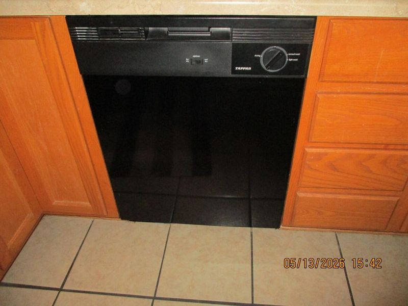 810 Bayberry Drive, New Carlisle, OH 45344 Photo 7