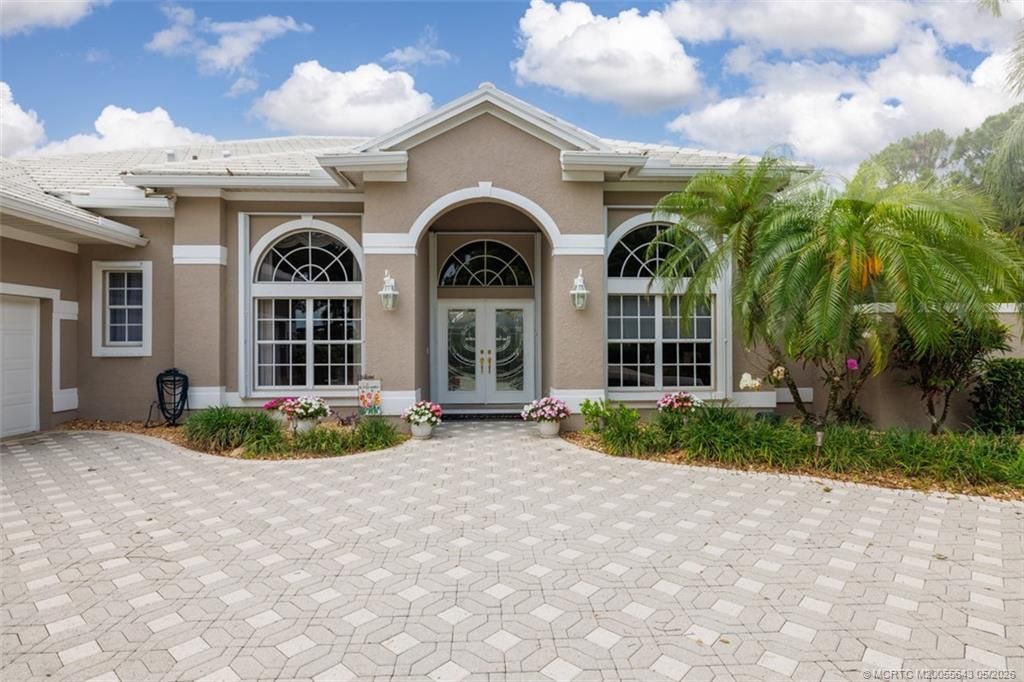 2074 SW Bradford Place, Palm City, FL 34990 Photo