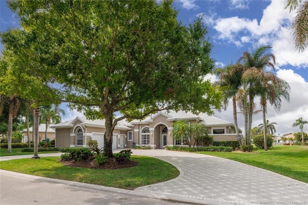 2074 SW Bradford Place, Palm City, FL 34990 Photo
