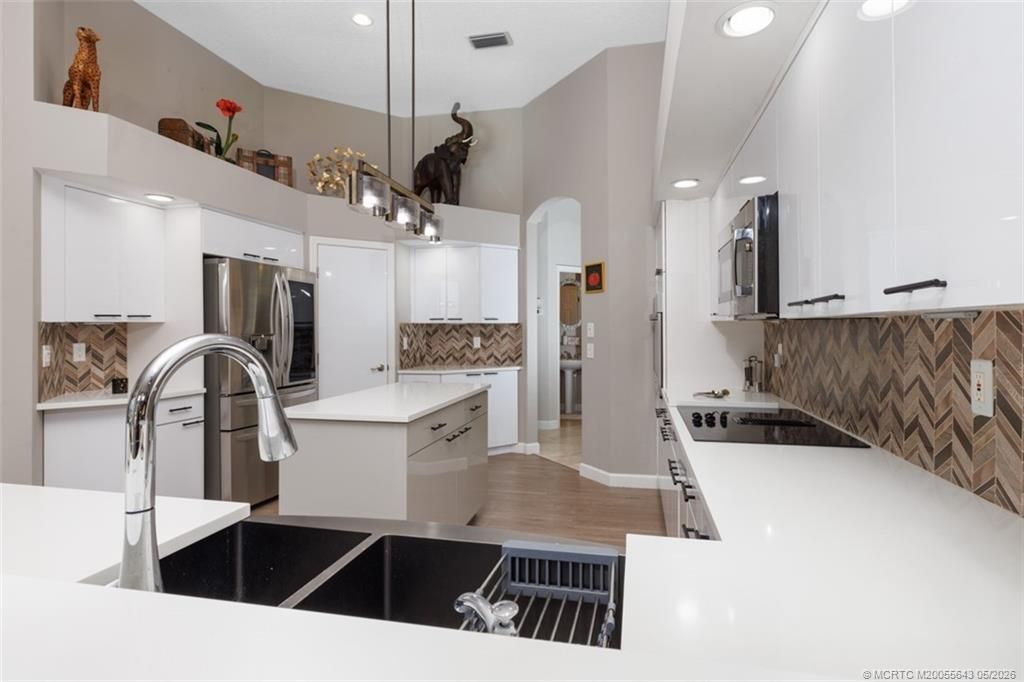 2074 SW Bradford Place, Palm City, FL 34990 Photo