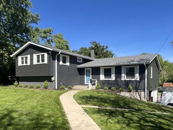 704 Plainfield Road , Downers Grove, IL 60516