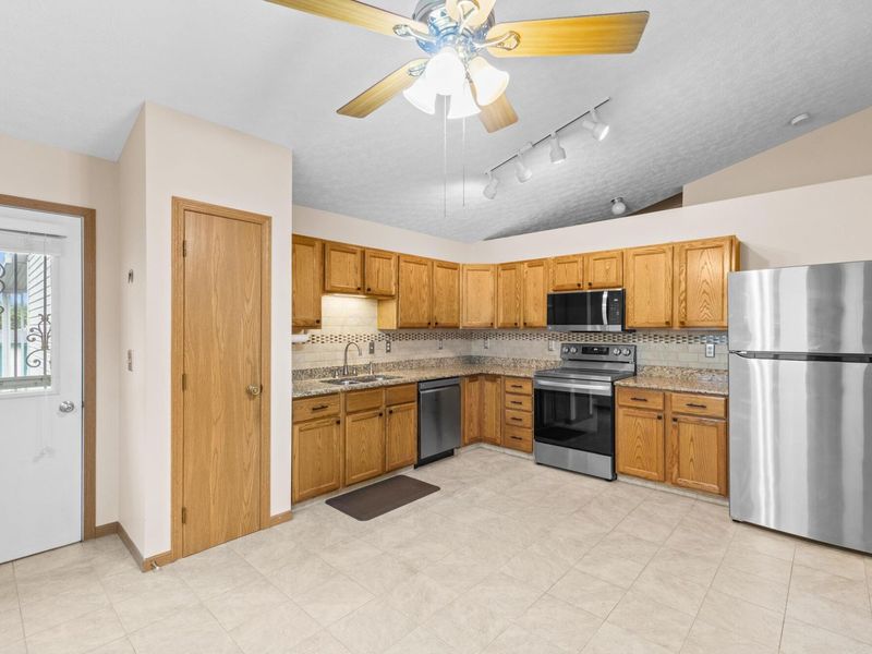 1139 Rendezvous Lane, Columbus, OH 43207 Photo 10