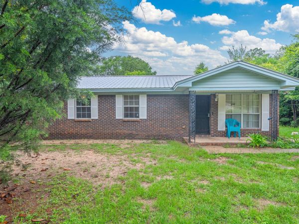 834 Mcdonald Street, Crestview, FL 32536