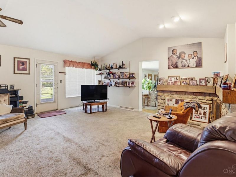 911 Lakeside Drive, Springfield Twp., OH 45231 Photo 19