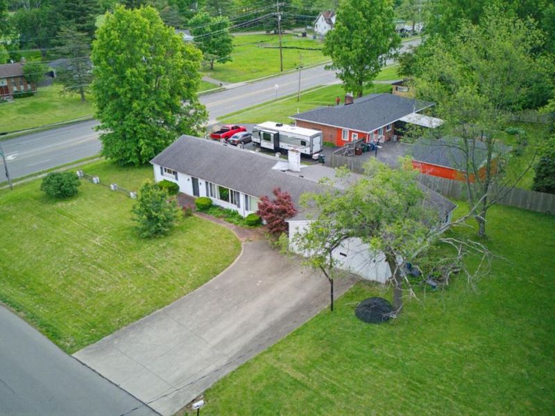 911 Lakeside Drive, Springfield Twp., OH 45231 Photo 4