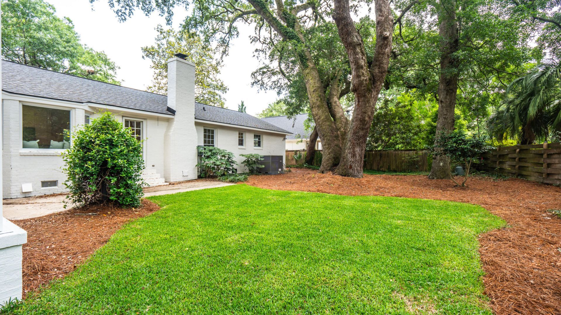 1389 Parkshore Drive Photo 10