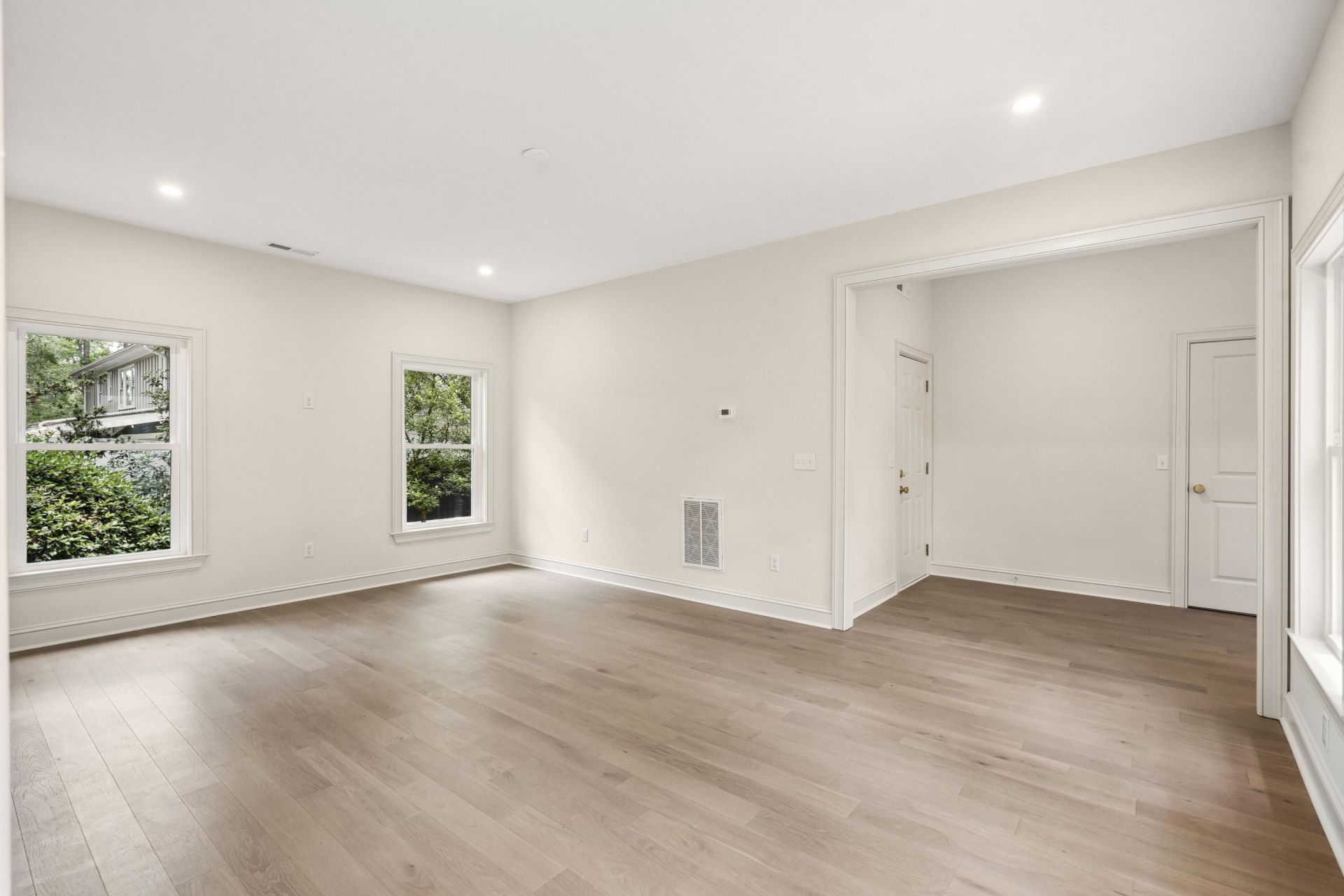 1389 Parkshore Drive Photo 27