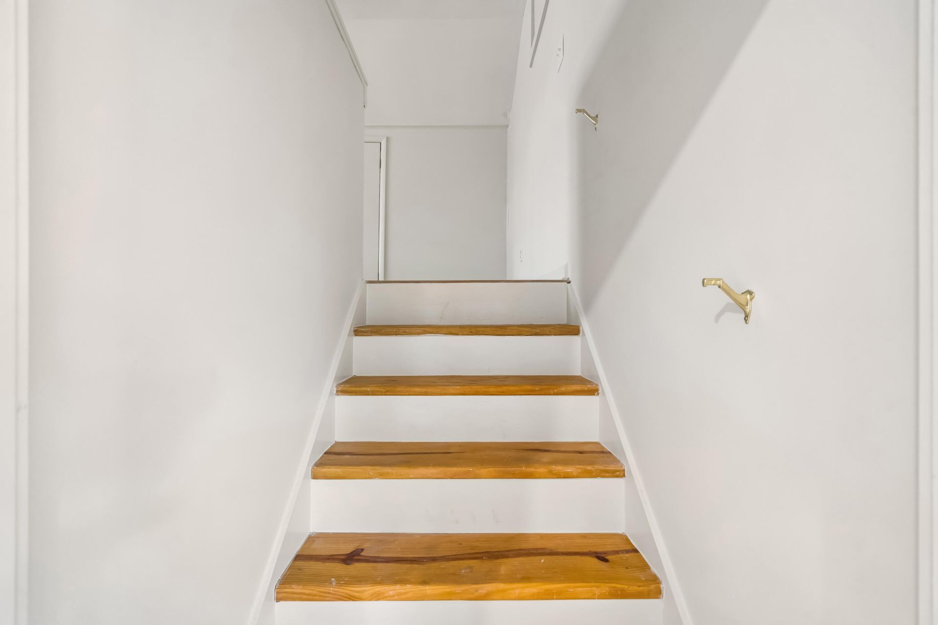 1389 Parkshore Drive Photo 31