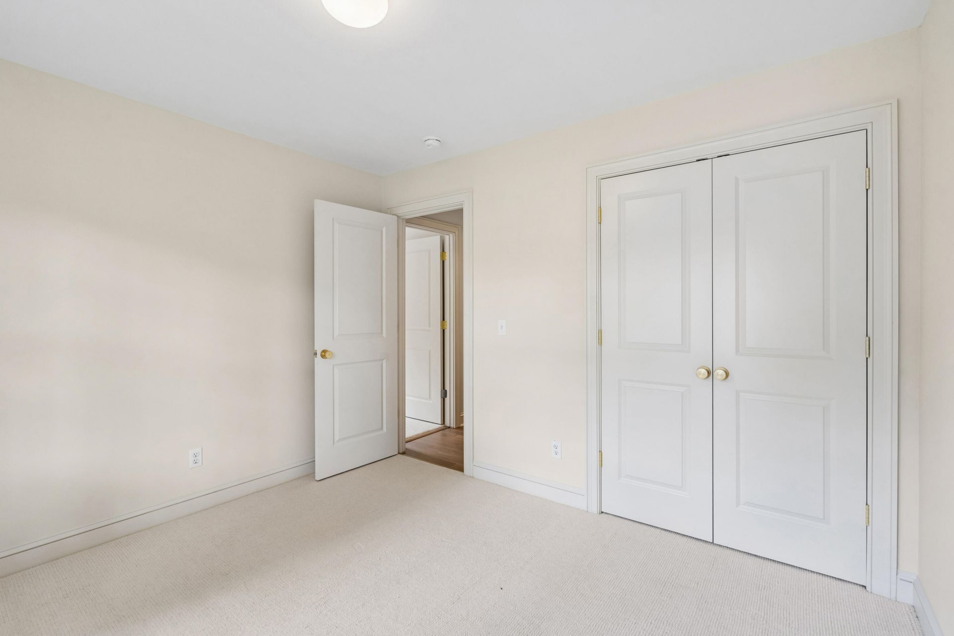 1389 Parkshore Drive Photo 33