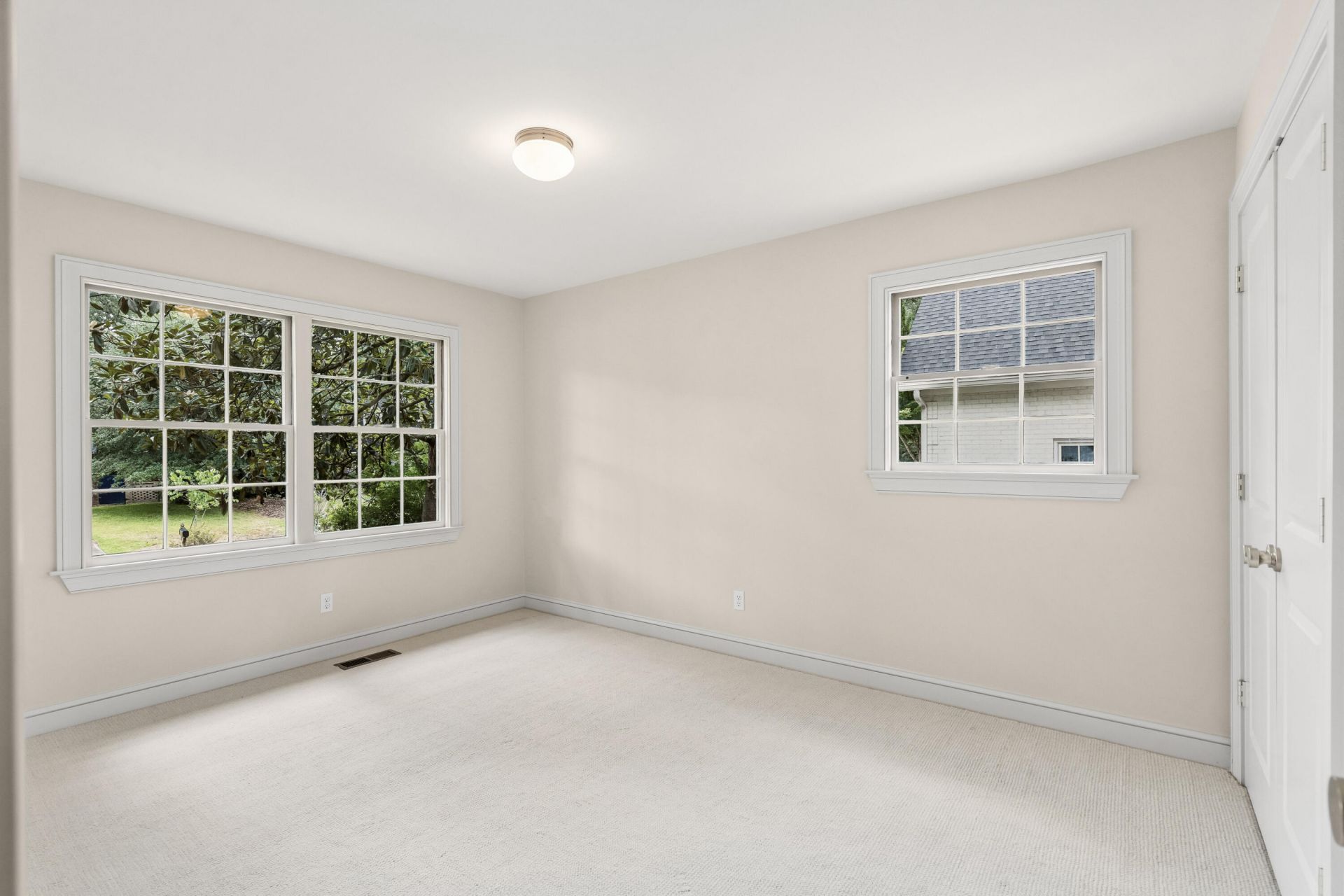 1389 Parkshore Drive Photo 36