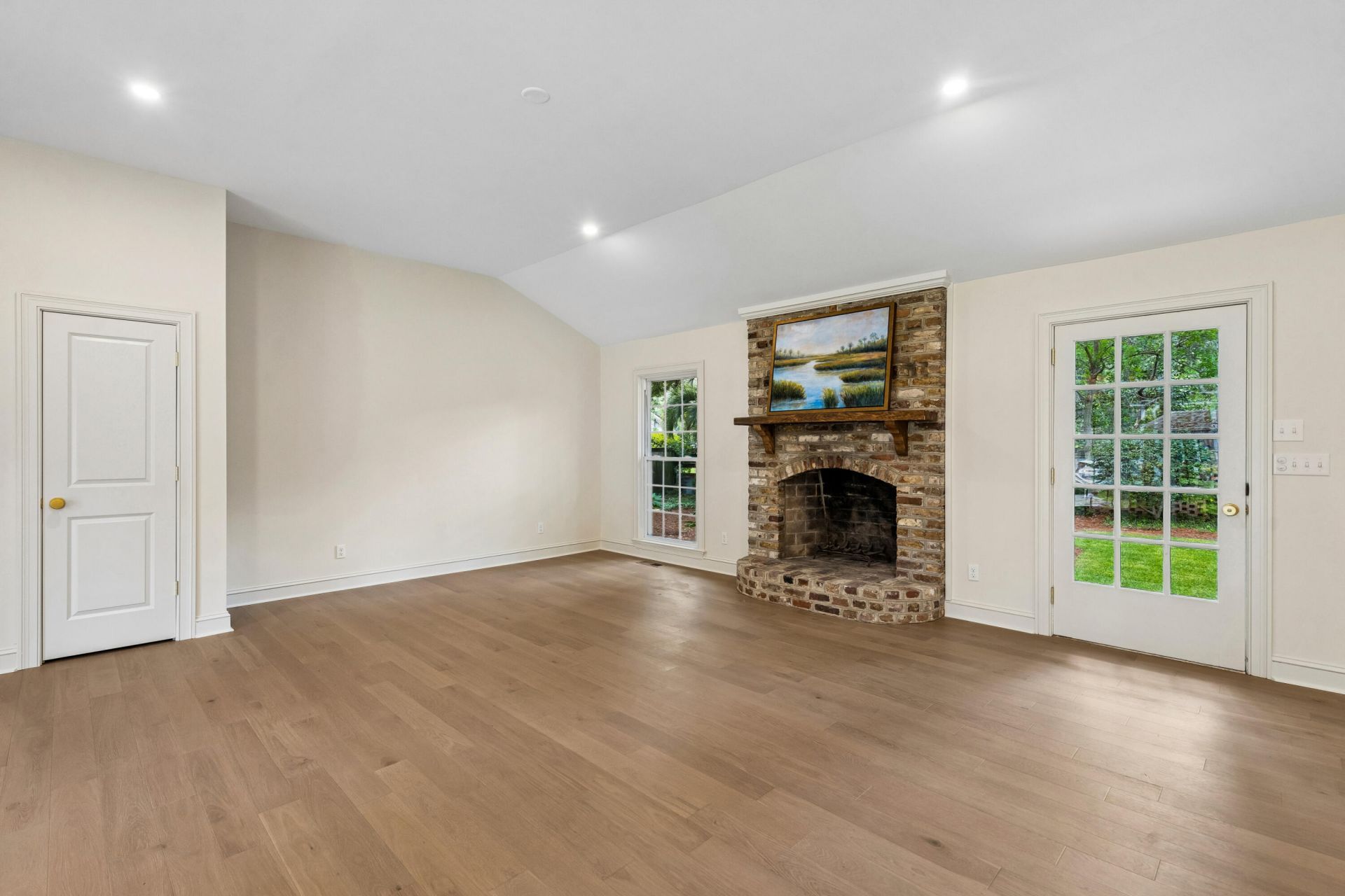 1389 Parkshore Drive Photo 68